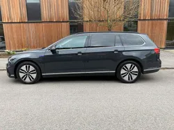 Grå Begagnad 2020 VW Passat GTE Kombi | 209 500 kr (Superpris)