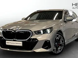 Grå (grey) Begagnad 2025 BMW 530e M Sport Kombi | 648 700 kr (Bra pris)