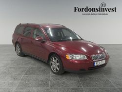 Röd Begagnad 2007 Volvo V70 Kinetic Kombi | 79 500 kr