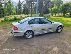 Grå Begagnad 2002 BMW 325 Sedan | 36 000 kr