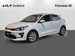Vit Begagnad 2021 Kia Rio Advance Halvkombi | 209 000 kr (Lite dyr)
