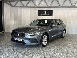 Grå Begagnad 2019 Volvo V60 Momentum Kombi | 229 900 kr (Marknadspris)