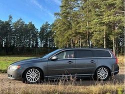 Grå Begagnad 2012 Volvo V70 Kombi | 89 500 kr (Marknadspris)