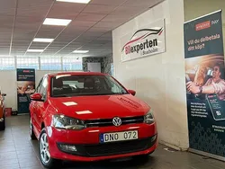 Röd Begagnad 2012 VW Polo Halvkombi | 54 900 kr (Marknadspris)