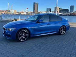 Blå Begagnad 2017 BMW 330e M Sport Sedan | 257 900 kr (Dyr)