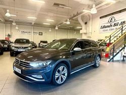 Mörkgrå (grå) Begagnad 2021 VW Passat Alltrack Kombi | 227 800 kr (Marknadspris)