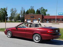 Röd Begagnad 2001 Volvo C70 Cab | 92 000 kr (Bra pris)
