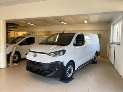 Vit Ny 2025 Fiat Scudo Minibuss | 447 375 kr (Marknadspris)