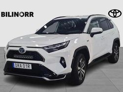 Vit Begagnad 2022 Toyota RAV4 Hybrid Edition SUV | 399 900 kr (Marknadspris)