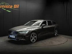 Mörkgrå Begagnad 2022 Volvo V60 R-Design Kombi | 398 900 kr (Bra pris)