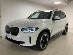 Vit Begagnad 2020 BMW iX3 SUV | 329 000 kr (Bra pris)