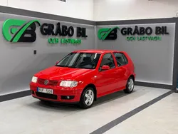 Röd Begagnad 2001 VW Polo Halvkombi | 49 900 kr