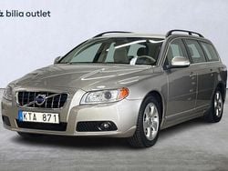 Ljusbrun Begagnad 2010 Volvo V70 Kombi | 94 900 kr (Marknadspris)