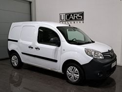 Vit Begagnad 2021 Renault Kangoo Minibuss | 124 500 kr (Marknadspris)