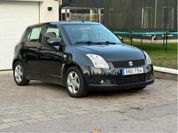 Svart Begagnad 2006 Suzuki Swift Halvkombi | 29 900 kr (Marknadspris)