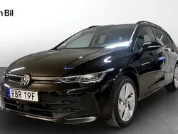 Svart Ny 2024 VW Golf VIII Comfortline Kombi | 299 900 kr