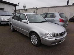 Ljusgrå Begagnad 2001 Toyota Corolla Halvkombi | 16 500 kr (Marknadspris)