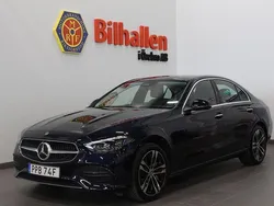 Mörkblå Begagnad 2022 Mercedes C300e Avantgarde Sedan | 409 000 kr (Superpris)