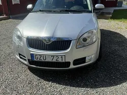 Silver Begagnad 2008 Skoda Fabia Halvkombi | 27 000 kr (Marknadspris)