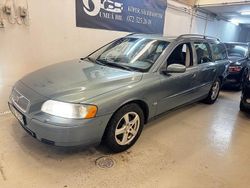 Grön Begagnad 2005 Volvo V70 Business Edition Kombi | 39 900 kr (Marknadspris)
