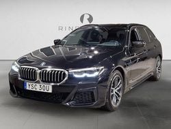 Svart Begagnad 2022 BMW 530e M Sport Kombi | 369 900 kr (Bra pris)
