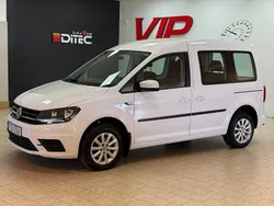 Vit Begagnad 2018 VW Caddy Life Minibuss | 168 800 kr