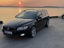 Svart Begagnad 2016 Volvo V70 Standard Kombi | 145 000 kr (Marknadspris)