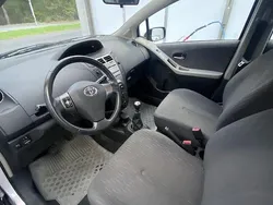 Silver Begagnad 2008 Toyota Yaris Halvkombi | 34 000 kr (Marknadspris)