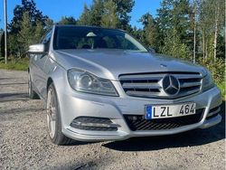 Silver Begagnad 2012 Mercedes C220 Sedan | 105 000 kr (Lite dyr)