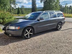 Grå Begagnad 2007 Volvo V70 Momentum Kombi | 25 000 kr (Marknadspris)