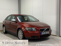 Röd Begagnad 2007 Volvo S40 Sedan | 44 900 kr (Marknadspris)