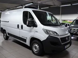 Vit (vit metallic) Begagnad 2019 Fiat Ducato Van | 159 000 kr