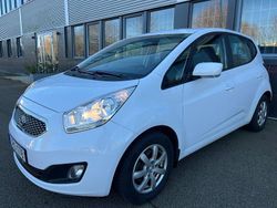 Vit Begagnad 2011 Kia Venga Comfort Halvkombi | 64 900 kr (Marknadspris)