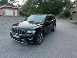 Svart Begagnad 2015 Jeep Grand Cherokee SUV | 129 500 kr (Superpris)