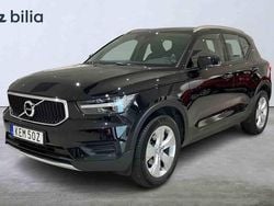Svart Begagnad 2022 Volvo XC40 SUV | 319 900 kr