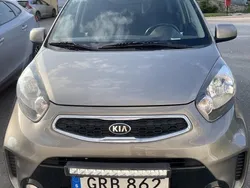 Grå Begagnad 2016 Kia Picanto Halvkombi | 96 900 kr (Marknadspris)
