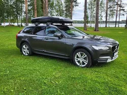 Grå Begagnad 2019 Volvo V90 CC Kombi | 260 000 kr (Bra pris)