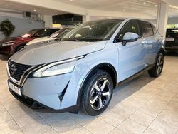 Ljusgrå Begagnad 2023 Nissan Qashqai N-Connecta SUV | 329 900 kr (Dyr)
