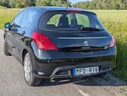 Svart Begagnad 2011 Peugeot 308 Halvkombi | 39 000 kr (Bra pris)