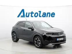 Svart Begagnad 2022 Opel Mokka-e Ultimate SUV | 209 900 kr (Marknadspris)