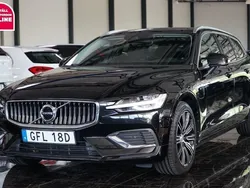 Svart Begagnad 2022 Volvo V60 Kombi | 329 500 kr (Bra pris)