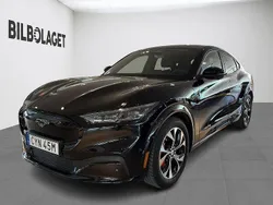 Svart Begagnad 2021 Ford Mustang Mach-E Standard Range SUV | 379 800 kr (Marknadspris)