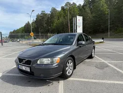 Grå Begagnad 2008 Volvo S60 Sedan | 39 900 kr (Marknadspris)