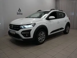 Vit Begagnad 2022 Dacia Sandero Comfort Halvkombi | 164 900 kr (Marknadspris)