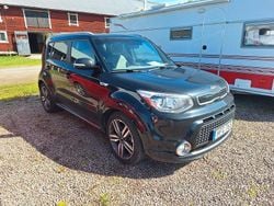 Svart Begagnad 2015 Kia Soul SUV | 79 000 kr (Marknadspris)
