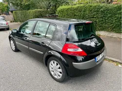 Svart Begagnad 2006 Renault Mégane II Halvkombi | 17 900 kr (Marknadspris)