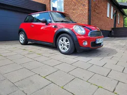 Röd Begagnad 2014 Mini ONE Halvkombi | 94 000 kr (Marknadspris)