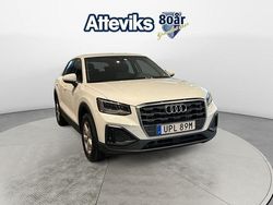Vit Begagnad 2024 Audi Q2 Proline SUV | 279 900 kr (Lite dyr)