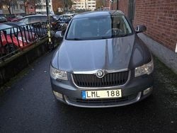 Silver Begagnad 2010 Skoda Superb Halvkombi | 54 900 kr (Superpris)