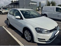 Vit Begagnad 2016 VW Golf VII Halvkombi | 95 000 kr (Lite dyr)